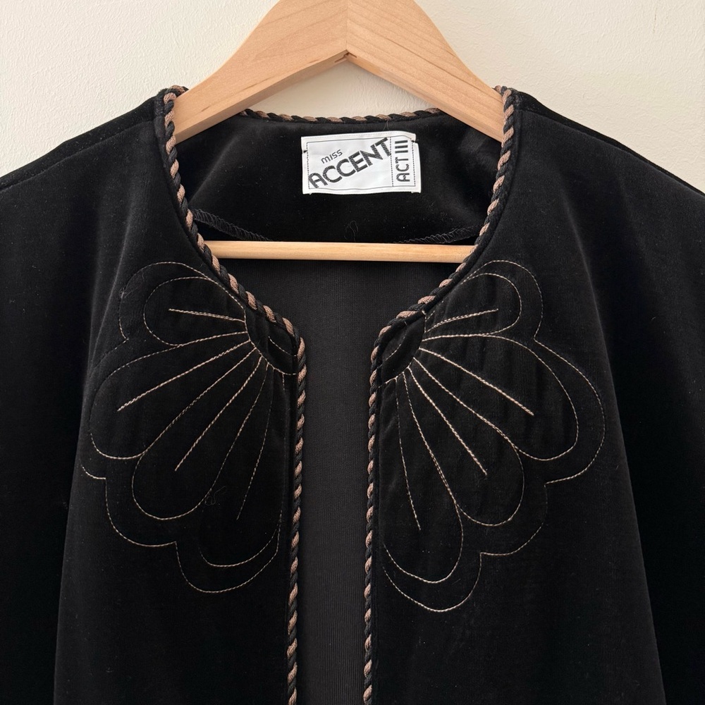 Vintage velvet black vest with gold embroidered floral detail